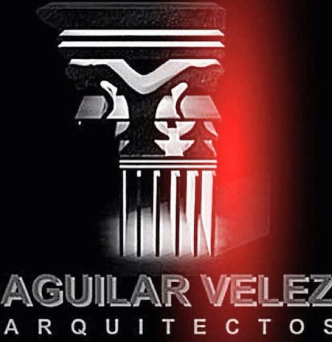 Arq. Luis Aguilar Velez